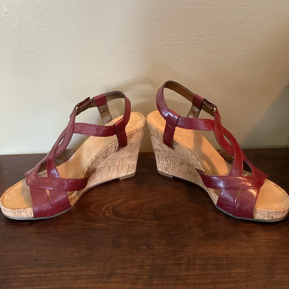 AEROSOLES brand new